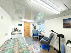 Photo 18- click for photo gallery